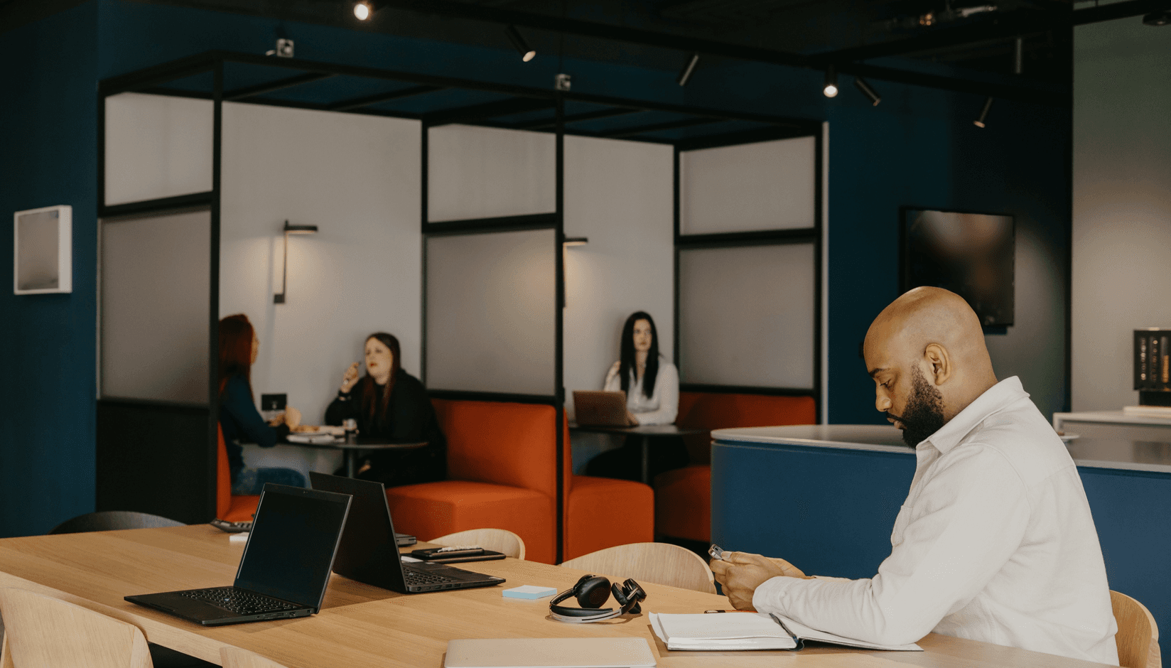 The Ultimate Guide to Designing and Utilizing an Effective Coworking Space Layout