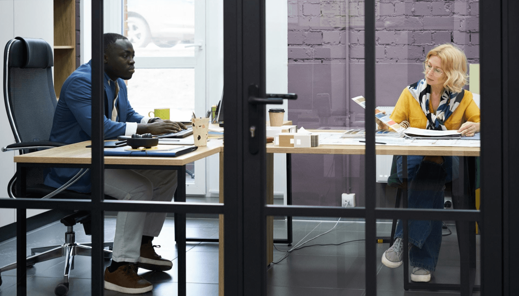 Keyless entry: How to automate access to your coworking space