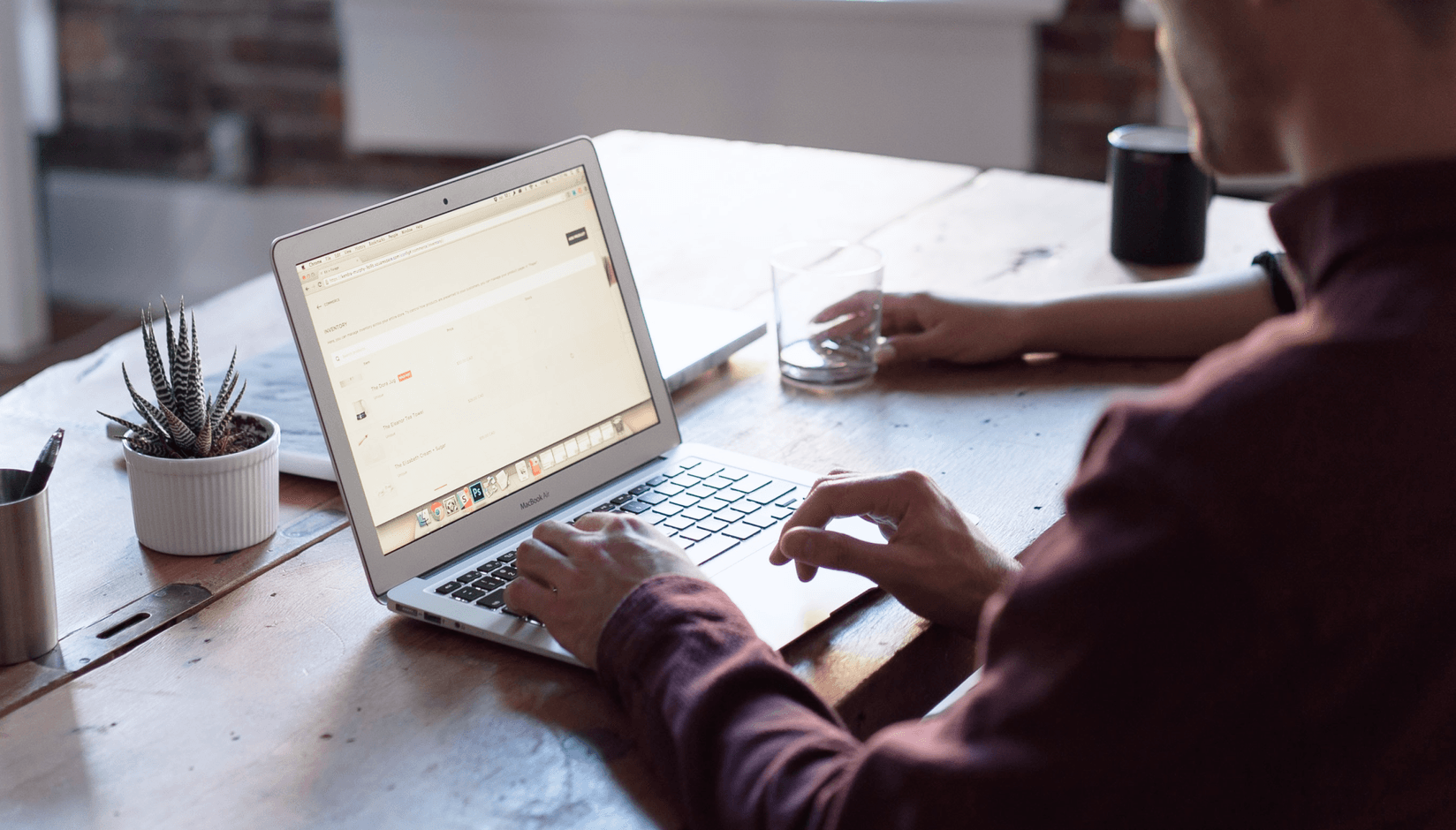 Strengthen your brand with white-label coworking software